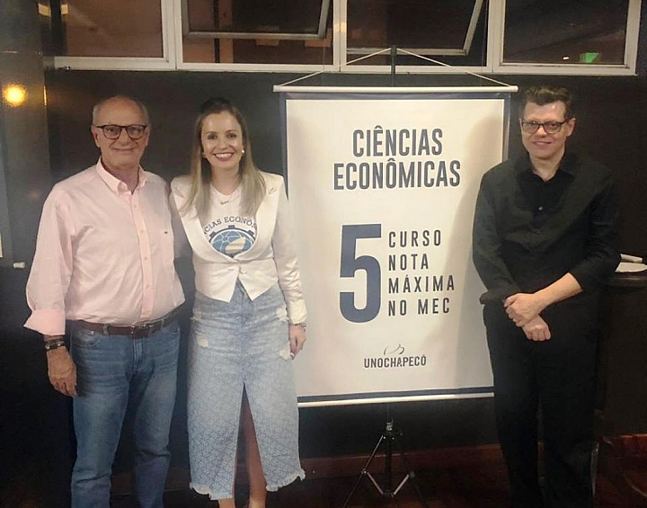 Ciências Econômicas da Unochapecó reúne acadêmicos e egressos no 2º Econo+ - Corecon/SC